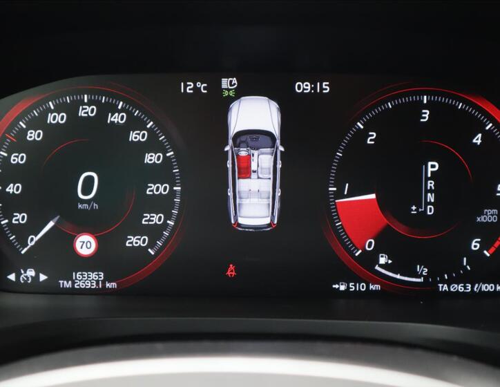 Volvo V60 10