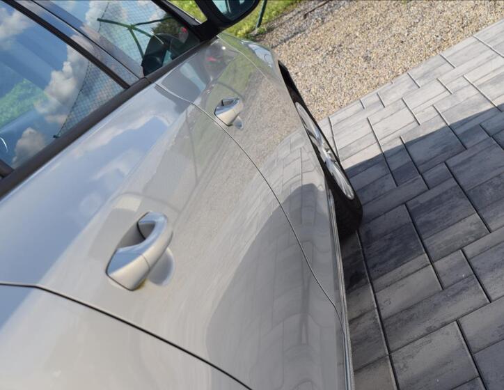 Volkswagen Golf 10