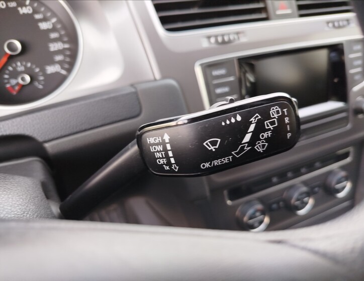 Volkswagen Golf 18