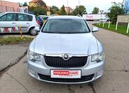 Škoda Superb 2