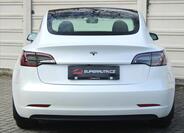 Tesla Model 3 5