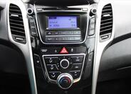 Hyundai i30 16
