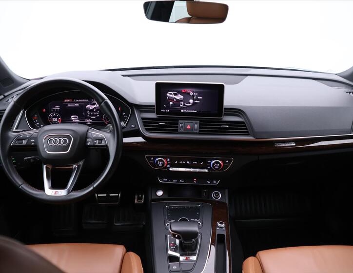 Audi SQ5 38