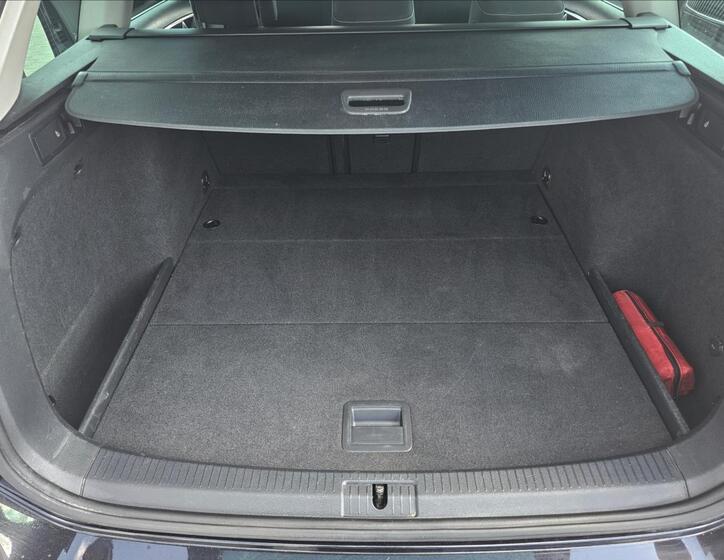 Volkswagen Golf 23