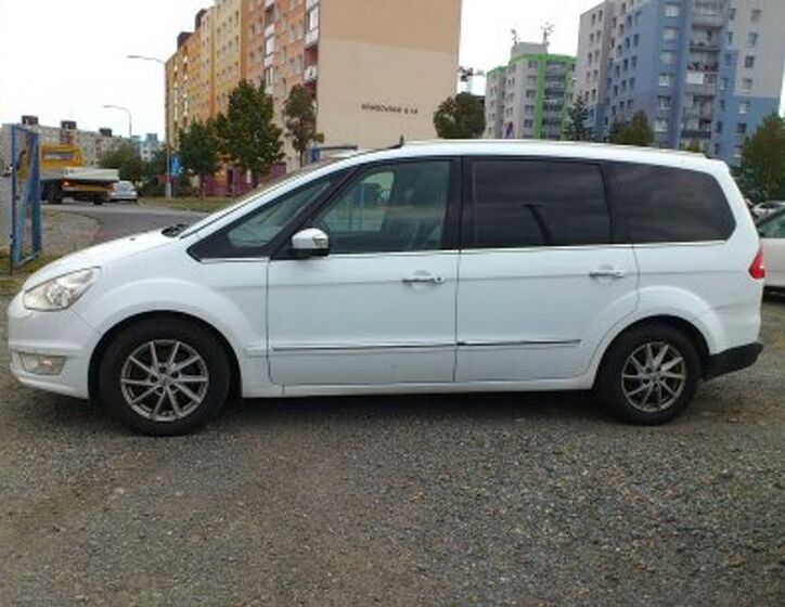 Ford Galaxy 5
