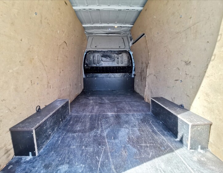 Ford Transit 14