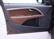 Volvo XC70 12