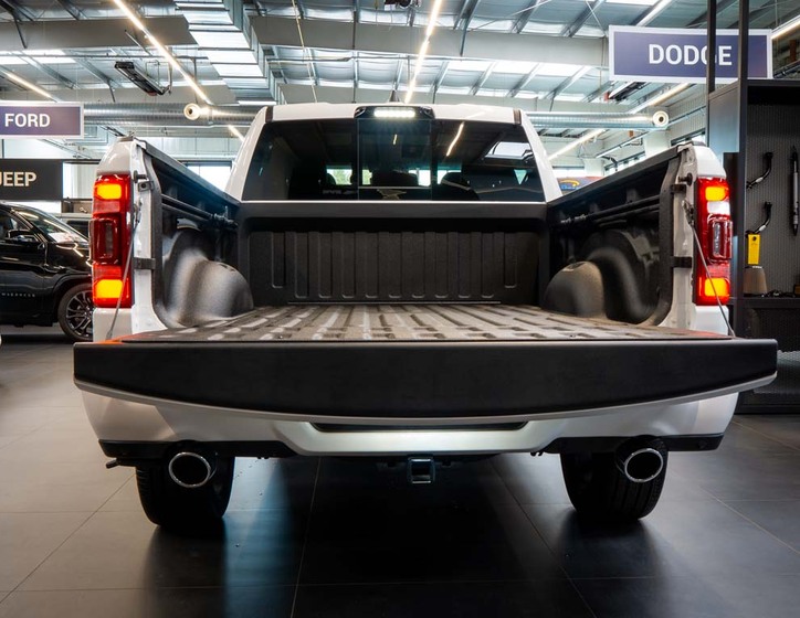 Dodge RAM 5