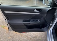 Volkswagen Golf 12