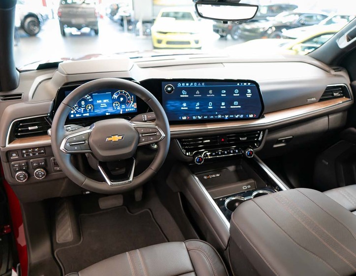 Chevrolet Suburban 25