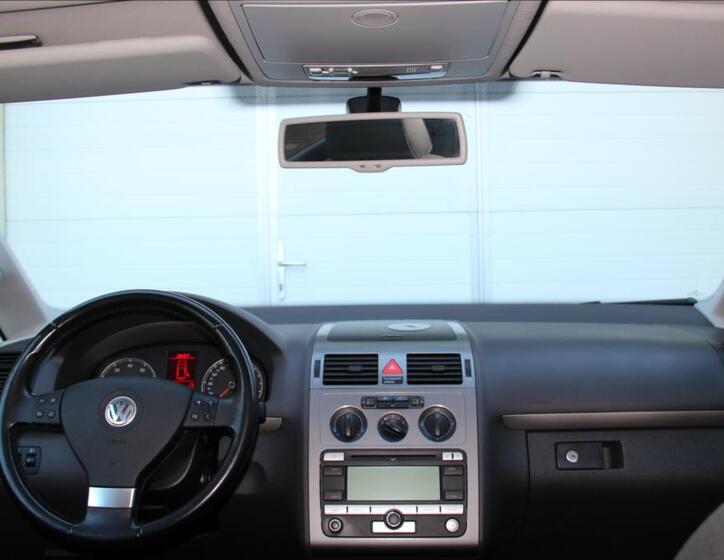 Volkswagen Touran 28
