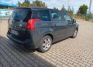 Peugeot 5008 6