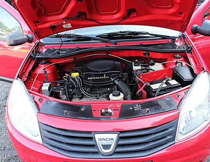 Dacia Sandero 16