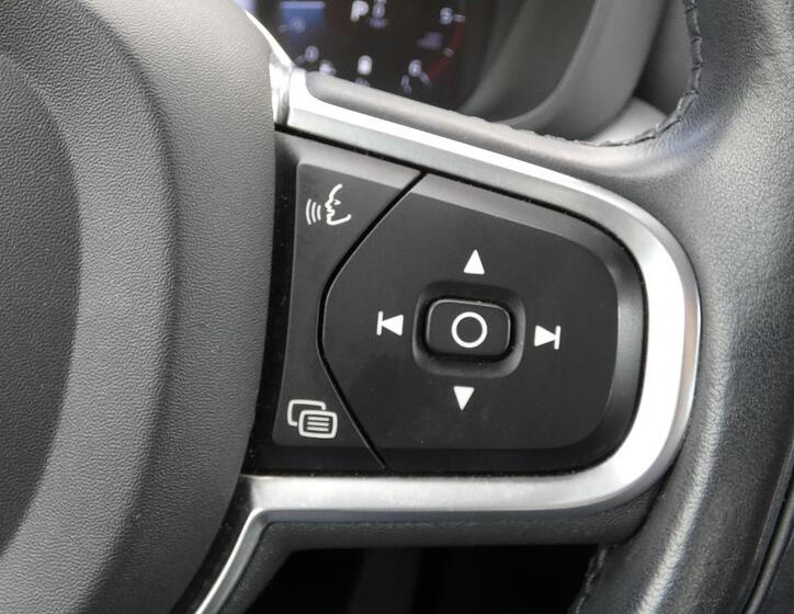 Volvo XC60 12