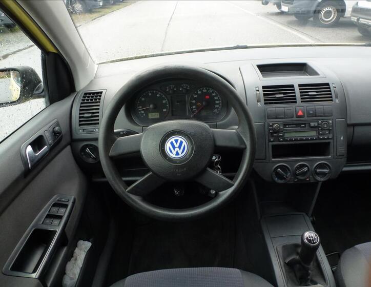 Volkswagen Polo 27