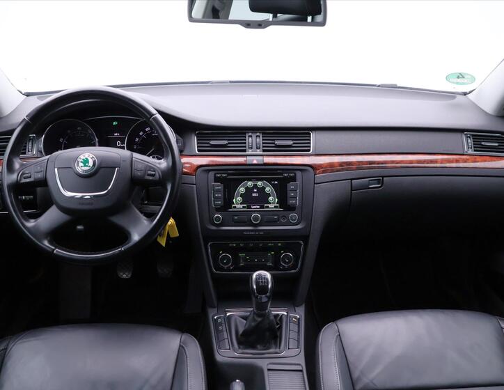 Škoda Superb 29