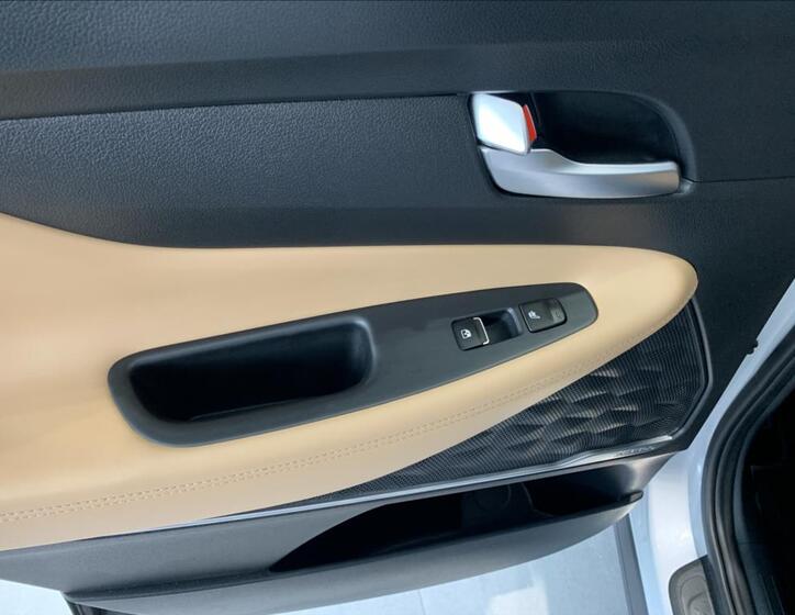 Hyundai Santa Fe 16