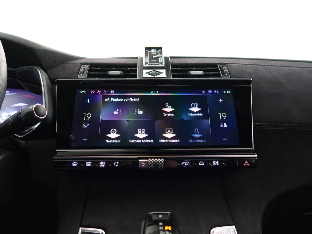 DS Automobiles DS7 Crossback