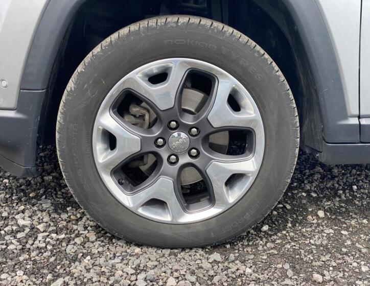 Jeep Compass 9