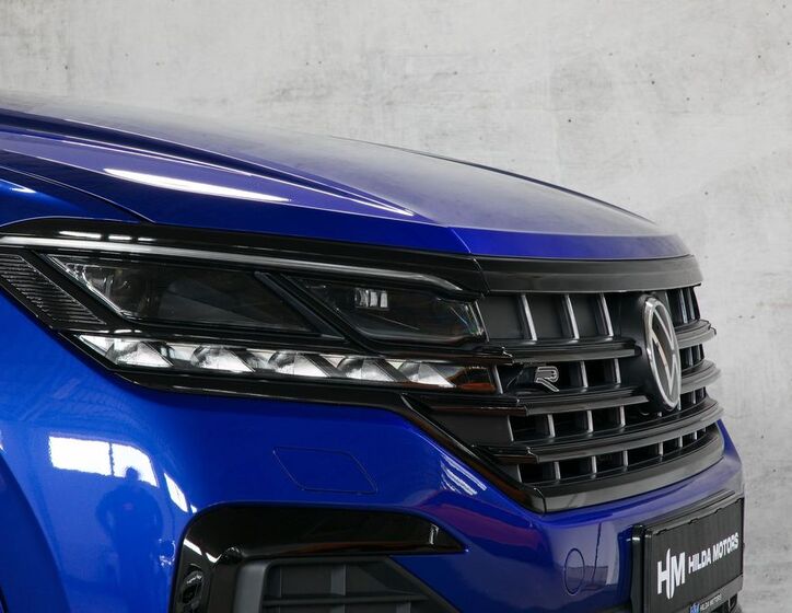Volkswagen Touareg 8