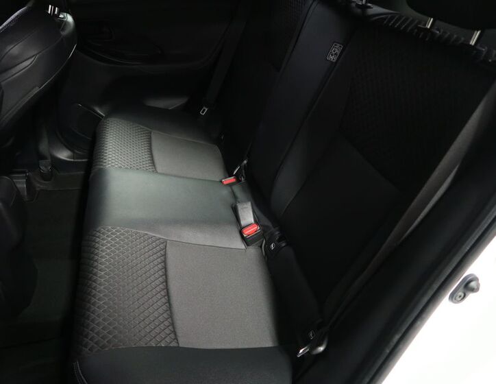 Toyota Yaris 10
