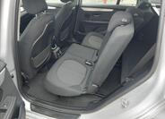BMW Řada 2 12