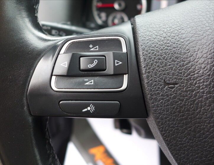 Volkswagen Tiguan 17