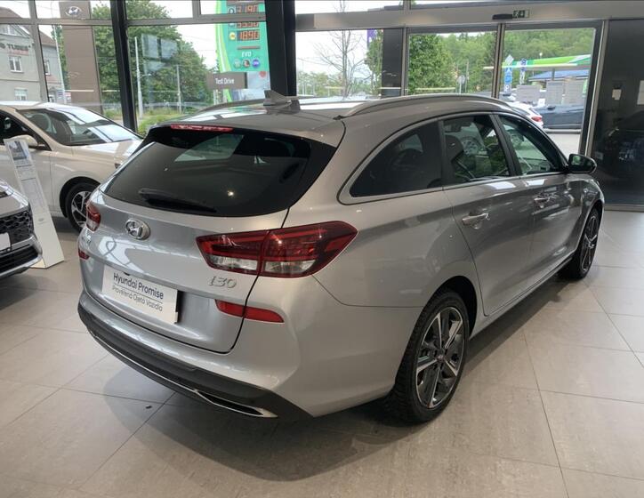 Hyundai i30 5