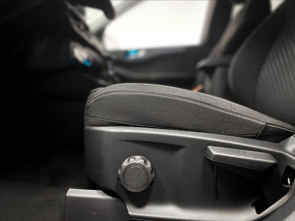 Ford Kuga 12
