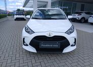 Toyota Yaris 9