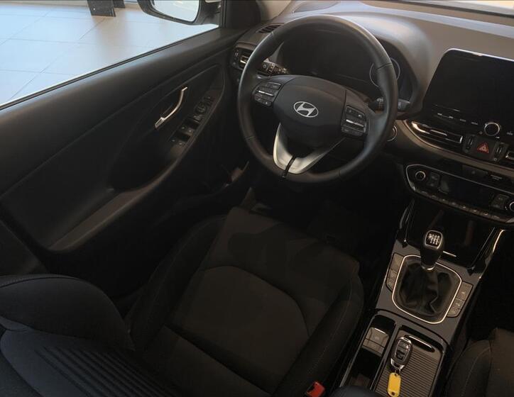 Hyundai i30 19