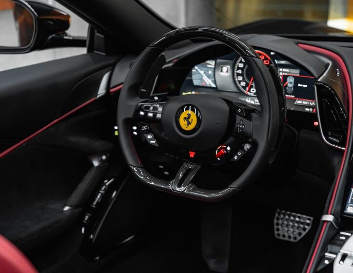 Ferrari Roma 33