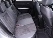 Suzuki Vitara 13