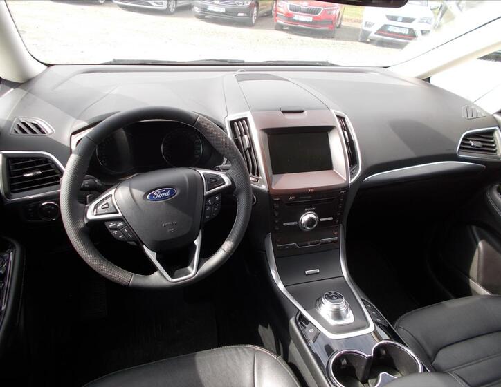 Ford Galaxy 21