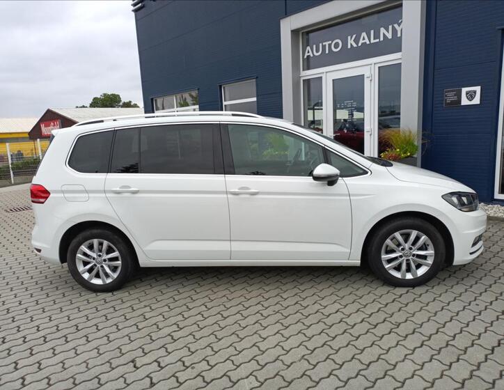 Volkswagen Touran 9
