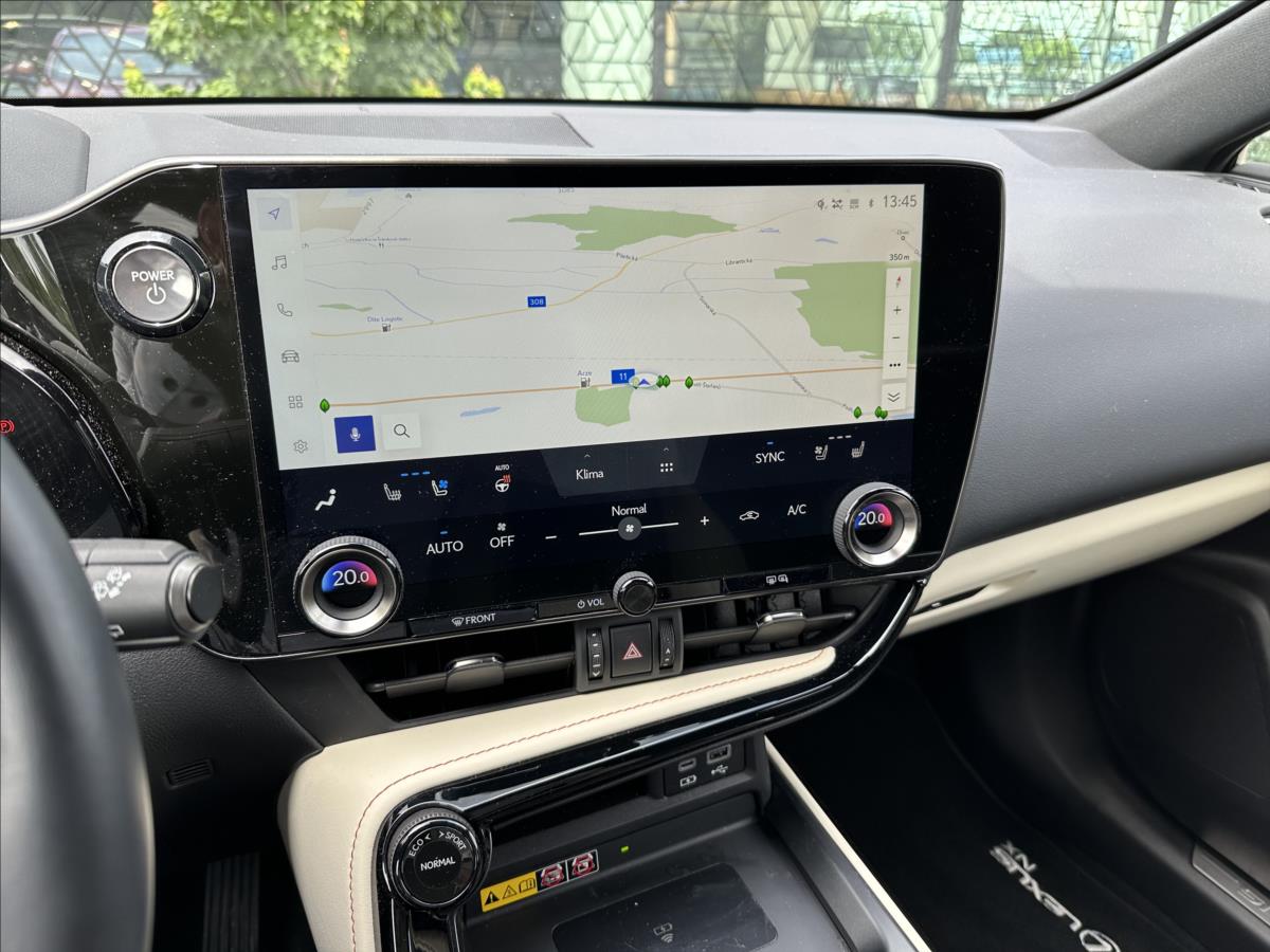 Lexus NX 450h plus