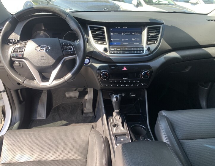Hyundai Tucson 9