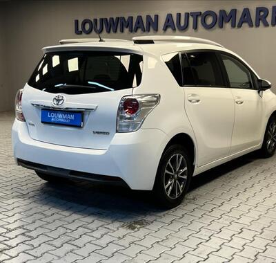 Toyota Verso 2