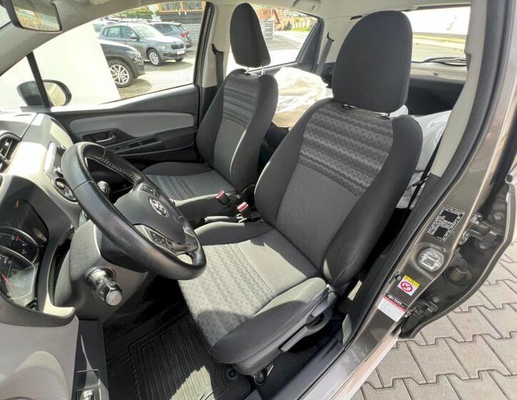 Toyota Yaris 11