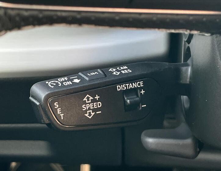 Audi Q7 11