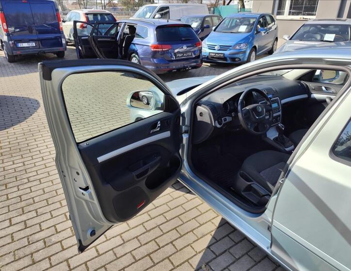 Škoda Octavia 9