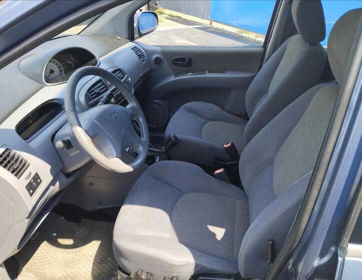 Hyundai Matrix 8