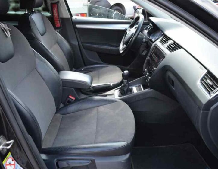 Škoda Octavia 25