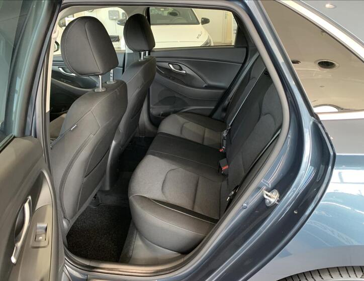 Hyundai i30 11