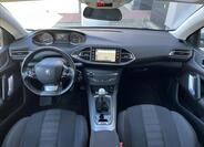 Peugeot 308 10