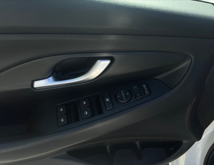 Hyundai i30 11