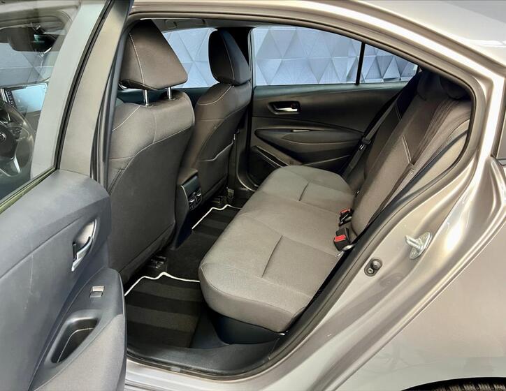 Toyota Corolla 12