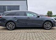 KIA Ceed 4