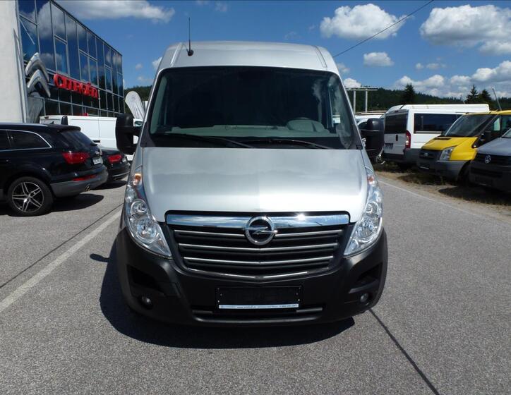 Opel Movano 4