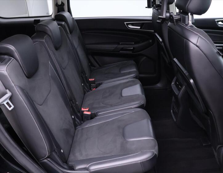 Ford Galaxy 15